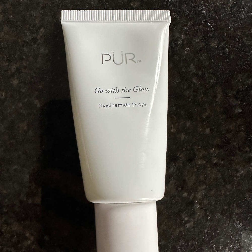 Pur Go With the Glow Niacinamide Drops